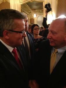 Mayor Pawlowski Chats with President Komorowski